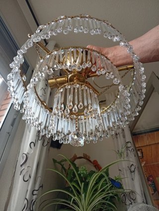 Lámpara colgante cristal y metal dorado
