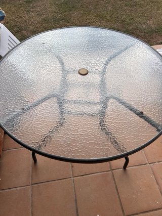 Mesa cristal y 4 sillas exterior
