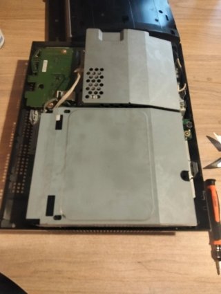 Offro servizio di riparazioni console