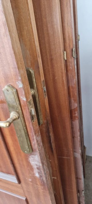 Puertas de madera de pino para piso