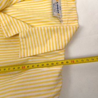 Camisa de manga corta a rayas amarillas y blancas vintage de Urban By FTL