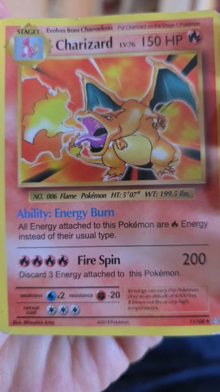 Carta Pokémon Charizard LV.76 150 HP 11/108