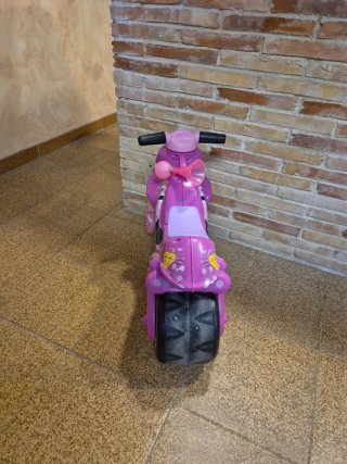 Moto Minnie Ruedas Anchas Juguete