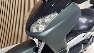 YAMAHA X-MAX 125