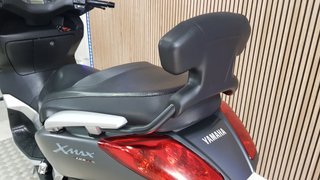 YAMAHA X-MAX 125