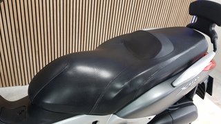 YAMAHA X-MAX 125