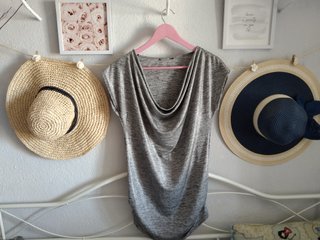 Camiseta elástica gris