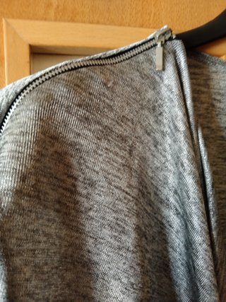 Camiseta elástica gris