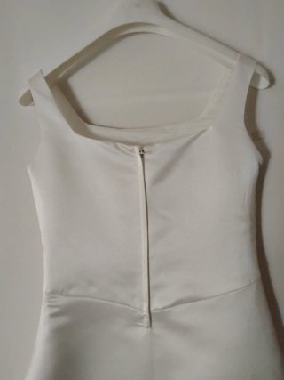 Abito da cerimonia in raso bianco