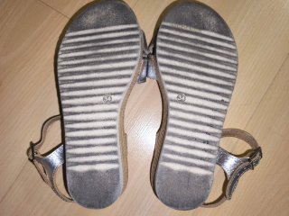 Sandalias de piel plateadas -  niña