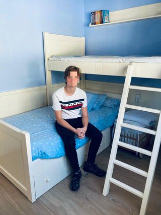 Habitación infantil blanca lacada