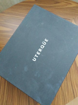 Sandalias UTERQUE pedrería y bordado