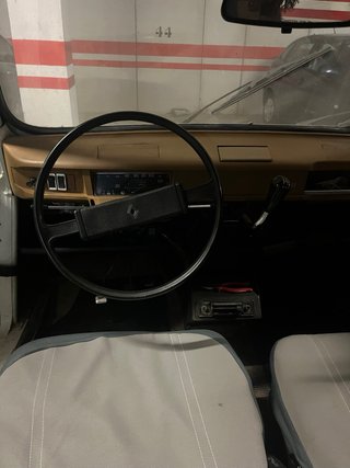 Renault 4 L del 1982 para restaurar