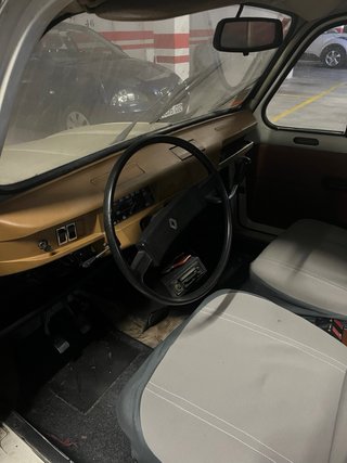 Renault 4 L del 1982 para restaurar