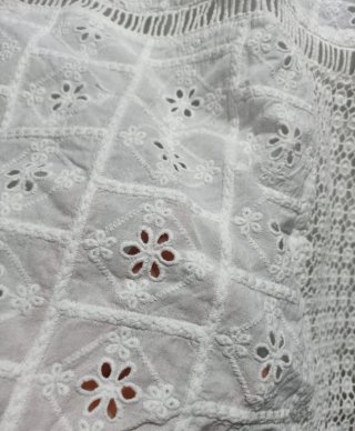 Vestido blanco encaje Zara