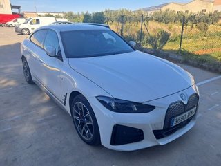 BMW i4   eDrive40
