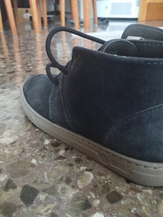 Botas de ante para niño
