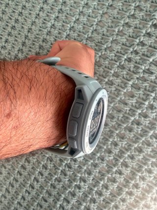 Garmin Instinct celeste.Con su cargador.