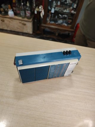 Radio portátil Lavis AM 326 azul retro