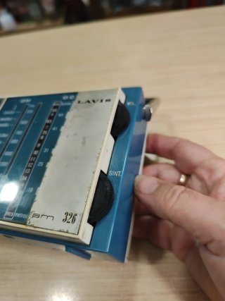 Radio portátil Lavis AM 326 azul retro