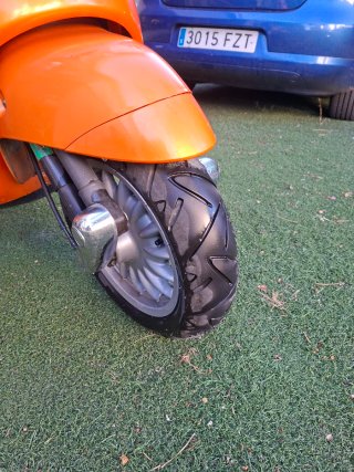 Aprilia Habana Scooter Naranja Rebajada