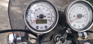 Mash Five Hundred 400cc Moto Verde y Blanca