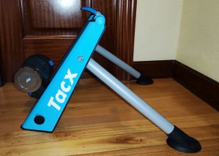 Rodillo Tacx perfecto para entrenar en casa
