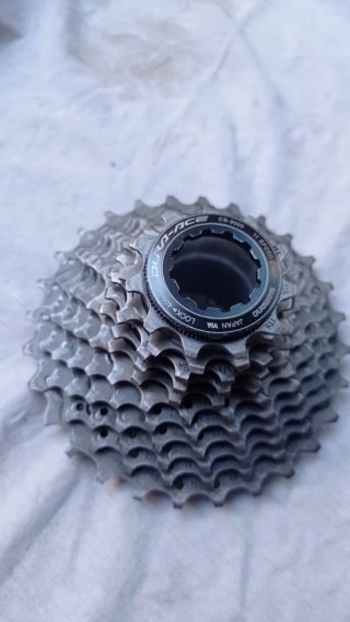 Cassete Shimano Dura-Ace 11-28 v CS-9000