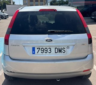 Ford Fiesta 1.6 TDCi 90 2005 — 187.000 km — Diésel