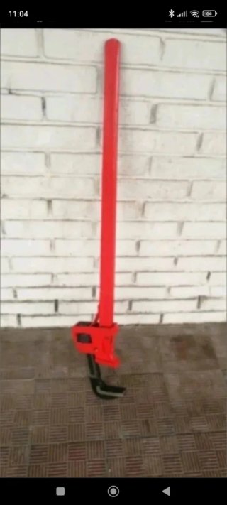 Llave grifa de 36" nueva