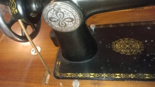 Máquina de coser antigua