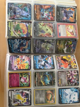 Álbum Pokémon +750 cartas