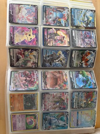 Álbum Pokémon +750 cartas