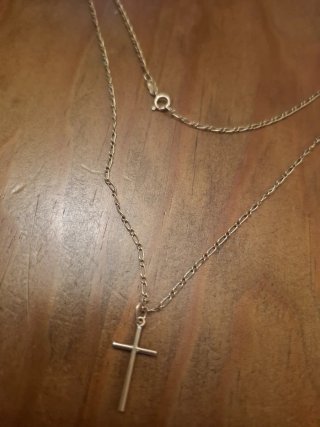 Cadena de oro 18k con cruz