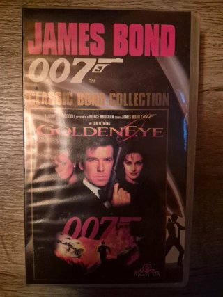 Película VHS James Bond GoldenEye