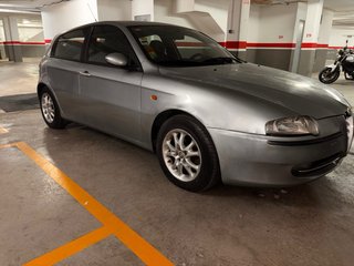 Alfa Romeo 147 2001