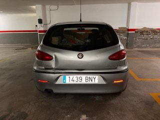 Alfa Romeo 147 2001