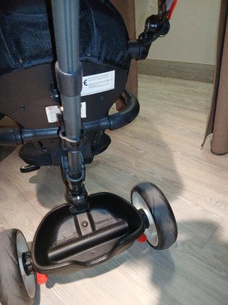 Triciclo Qplay infantil