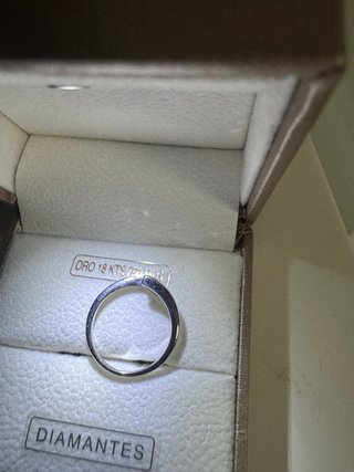 Anillo Oro Blanco 18K Diamante talla 9