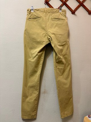 Pantalón Chino Pull&Bear Mostaza Talla 36