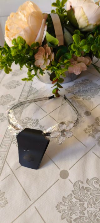 Monedero rosa con detalles dorados