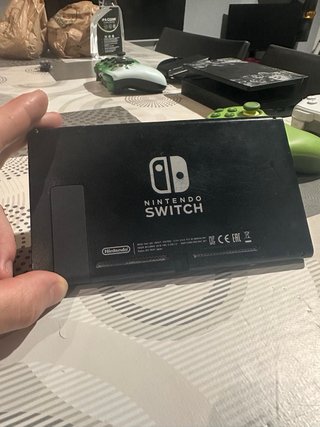 Nintendo Switch FIFA 20 + Controller
