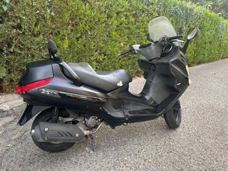 Piaggio X Evo