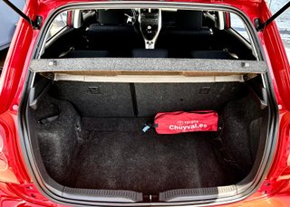 TOYOTA AURIS-MOTOR A CADENA-UNICO PROPIETARIO-