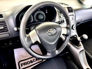 TOYOTA AURIS-MOTOR A CADENA-UNICO PROPIETARIO-