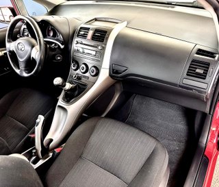 TOYOTA AURIS-MOTOR A CADENA-UNICO PROPIETARIO-