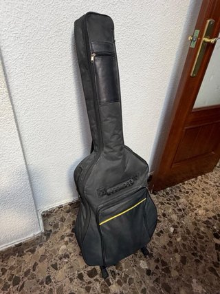 Guitarra Electroacústica Squier by Fender SA-105CE