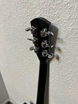 Guitarra Electroacústica Squier by Fender SA-105CE