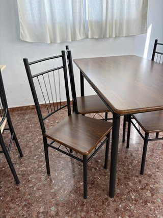Mesa + 4 Sillas para Bares/Restaurantes