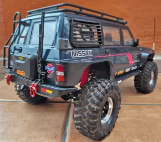 Crawler Yikong YK4107 Nissan Patrol.